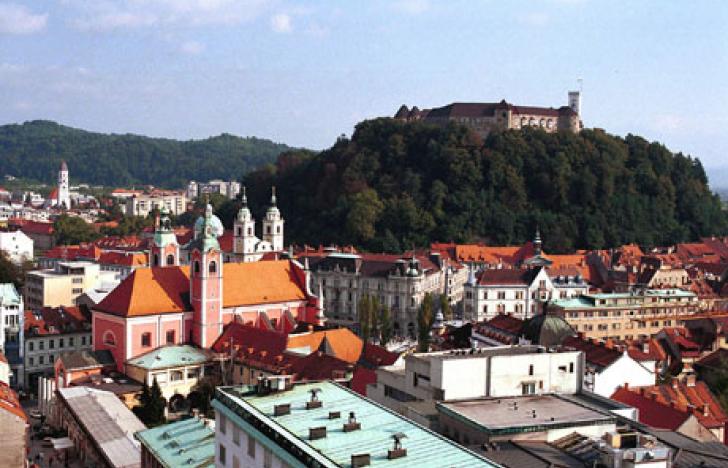 Kapsch erhält Auftrag für GSM-R Netz in Slowenien